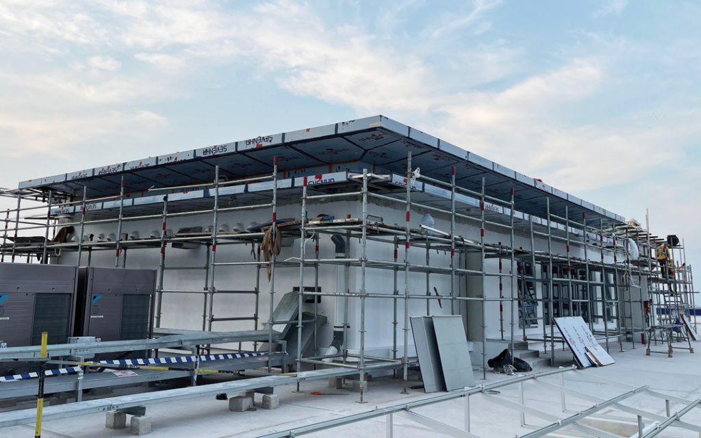 1-_0008_Layer-14